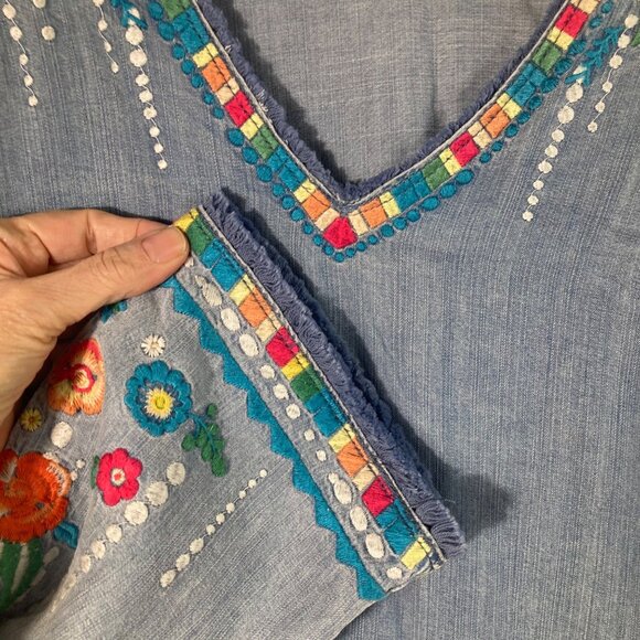 Womens Reba V Neck Chambray Embroidered Shirt XL 3/4 Sleeve Blue Orange White - Picture 3 of 10